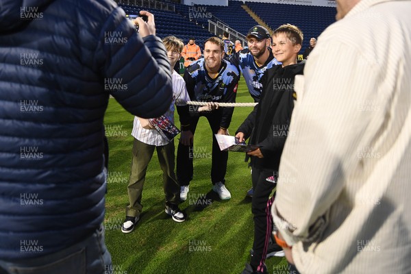 060625 - Glamorgan v Essex - T20 Vitality Blast - Ben Kellaway of Glamorgan with fans at full time