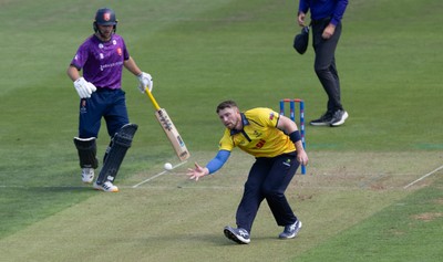 Glamorgan v Essex 070826