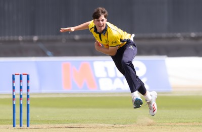 070826 - Glamorgan v Essex, Metro Bank One Day Cup - Romano Franco of Glamorgan bowls
