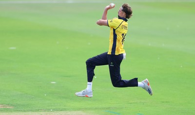 070826 - Glamorgan v Essex, Metro Bank One Day Cup - Connor O'Riordan of Glamorgan bowls