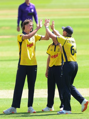 070826 - Glamorgan v Essex, Metro Bank One Day Cup - Connor O'Riordan of Glamorgan celebrates after taking the wicket of Grant Roelofsen of Essex