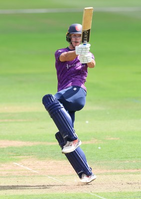 070826 - Glamorgan v Essex, Metro Bank One Day Cup - Charlie Bennett of Essex