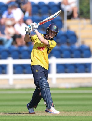 070826 - Glamorgan v Essex, Metro Bank One Day Cup - Harry Wallace of Glamorgan hits a four
