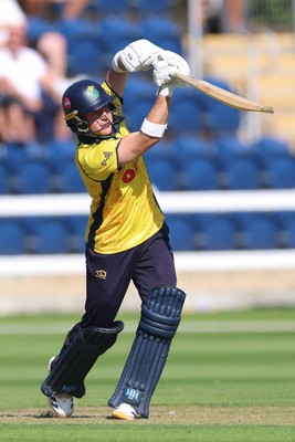 070826 - Glamorgan v Essex, Metro Bank One Day Cup - Alex Horton of Glamorgan hits a six