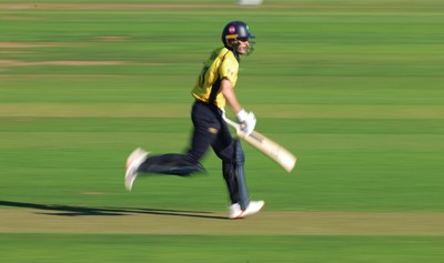070826 - Glamorgan v Essex, Metro Bank One Day Cup - Andy Gorvin of Glamorgan adds the runs
