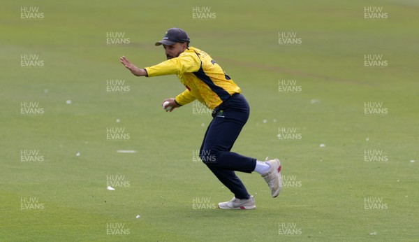 070826 - Glamorgan v Essex, Metro Bank One Day Cup - Zain ul Hassan of Glamorgan fields the ball