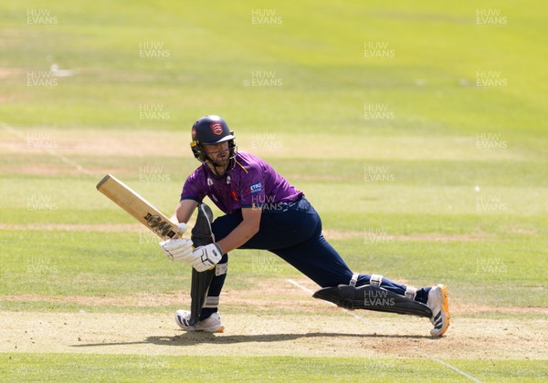 070826 - Glamorgan v Essex, Metro Bank One Day Cup - Noah Thain of Essex plays a shot