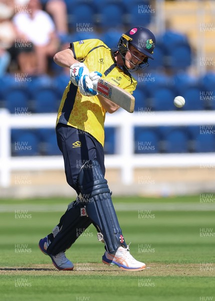070826 - Glamorgan v Essex, Metro Bank One Day Cup - Harry Wallace of Glamorgan hits a four