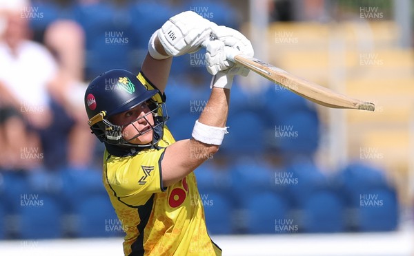 070826 - Glamorgan v Essex, Metro Bank One Day Cup - Alex Horton of Glamorgan hits a six