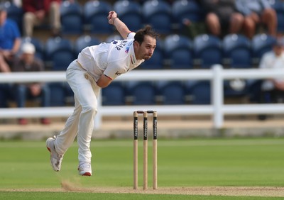 240926 Glamorgan v Essex, Rothesay County Championship Division 1 - Zaman Akhter of Essex bowls