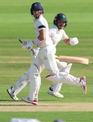 240926 Glamorgan v Essex, Rothesay County Championship Division 1 - Kiran Carlson of Glamorgan and Asa Tribe of Glamorgan during their partnership