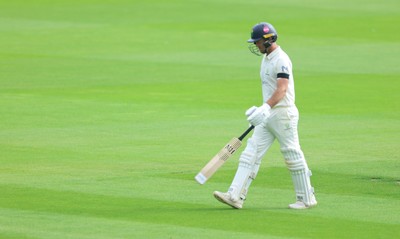 250926 Glamorgan v Essex, Rothesay County Championship Division 1 - Colin Ingram of Glamorgan leaves the pitch after being dismissed