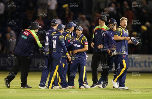 070818 - Glamorgan v Essex Eagles, Vitality Blast T20 - Glamorgan players celebrate the win over Essex Eagles at the end of the match