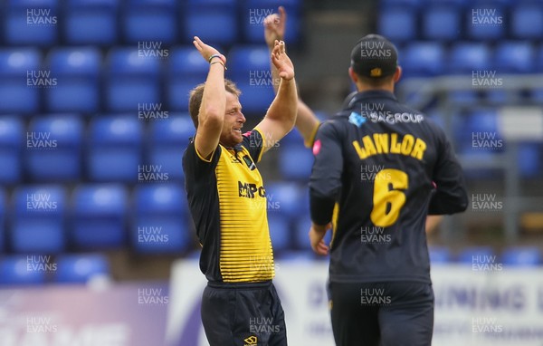 090819 - Glamorgan v Essex Eagles, Vitality Blast - Graham Wagg of Glamorgan celebrates after taking the wicket of Cameron Delport of Essex Eagles
