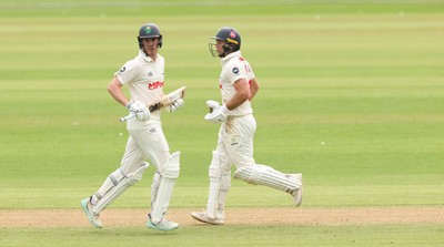 010725  Glamorgan v Gloucestershire, Rothesay County Championship Division 2 - Ben Kellaway of Glamorgan and Colin Ingram of Glamorgan add the runs as they both make 100