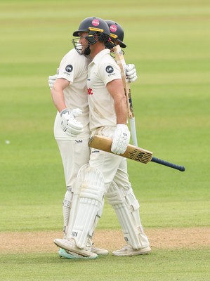 010725  Glamorgan v Gloucestershire, Rothesay County Championship Division 2 - Ben Kellaway of Glamorgan and Colin Ingram of Glamorgan congratulate each other as they both make 100