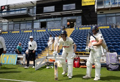 010725  Glamorgan v Gloucestershire, Rothesay County Championship Division 2 - Colin Ingram of Glamorgan and Ben Kellaway of Glamorgan resume their 200 plus run partnership as they head back out to the wicket after lunch
