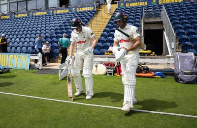 010725  Glamorgan v Gloucestershire, Rothesay County Championship Division 2 - Colin Ingram of Glamorgan and Ben Kellaway of Glamorgan resume their 200 plus run partnership as they head back out to the wicket after lunch
