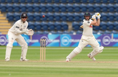010725  Glamorgan v Gloucestershire, Rothesay County Championship Division 2 - Chris Cooke of Glamorgan plays a shot