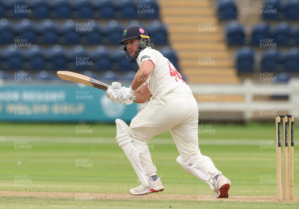 010725  Glamorgan v Gloucestershire, Rothesay County Championship Division 2 - Chris Cooke of Glamorgan  plays a shot
