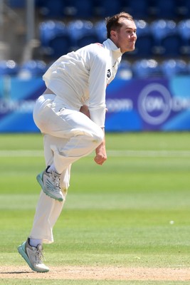020725 - Glamorgan v Gloucestershire - Rothesay County Championship - Ben Kellaway of Glamorgan bowling