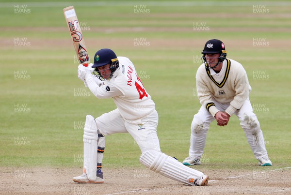 090423 - Glamorgan v Gloucestershire - LV= County Championship - Colin Ingram of Glamorgan batting