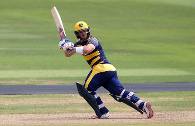 Glamorgan v Gloucestershire 100716