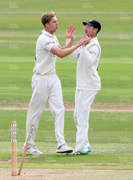 100918 - Glamorgan v Gloucestershire - Specsavers Championship Division Two - Craig Miles of Gloucestershire celebrates after bowling Tom Cullen