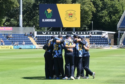 130725 - Glamorgan v Gloucestershire - T20, Vitality Blast - Glamorgan huddle at the start of the match