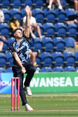 130725 - Glamorgan v Gloucestershire - T20, Vitality Blast - Ned Leonard of Glamorgan bowling