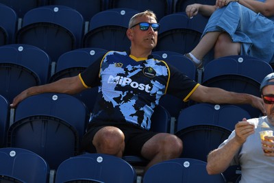 130725 - Glamorgan v Gloucestershire - T20, Vitality Blast - Fans