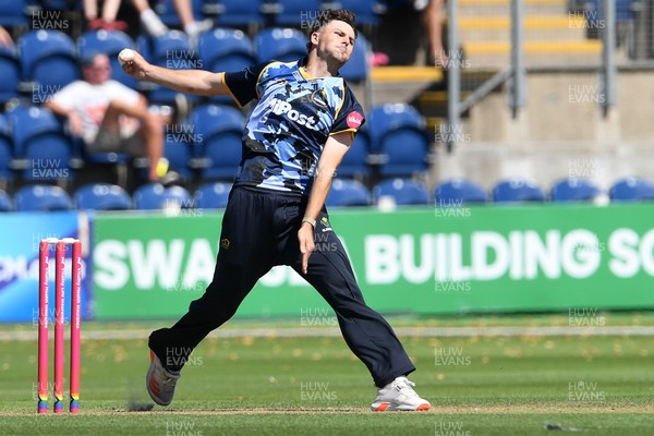 130725 - Glamorgan v Gloucestershire - T20, Vitality Blast - Ned Leonard of Glamorgan bowling