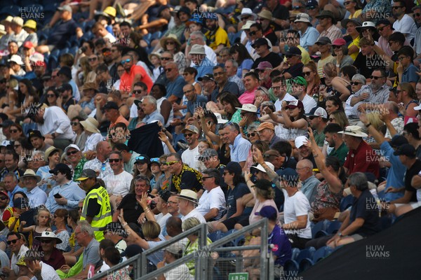 130725 - Glamorgan v Gloucestershire - T20, Vitality Blast - Fans