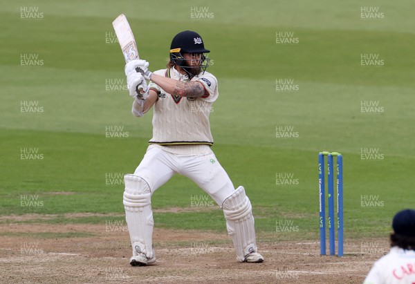 130921 - Glamorgan v Gloucestershire - LV= County Championship - Chris Dent of Gloucestershire batting