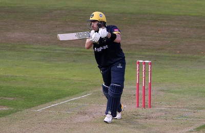 Glamorgan v Gloucestershire 180920