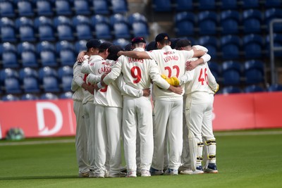 280924 - Glamorgan v Gloucestershire - County Championship - Glamorgan players come out to bowl