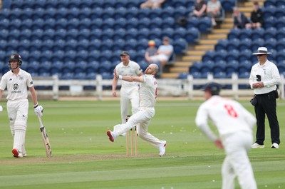 290625  Glamorgan v Gloucestershire, Rothesay County Championship Division 2 - James Harris of Glamorgan bowls