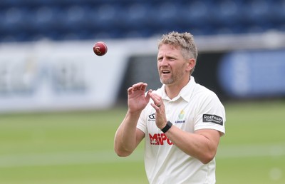 290625  Glamorgan v Gloucestershire, Rothesay County Championship Division 2 - Timm van der Gugten of Glamorgan