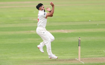 290625  Glamorgan v Gloucestershire, Rothesay County Championship Division 2 - Zain ul Hassan of Glamorgan bowls