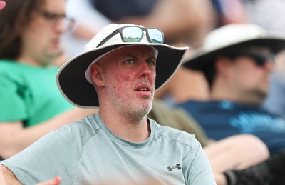 290625  Glamorgan v Gloucestershire, Rothesay County Championship Division 2 - Faces in the Glamorgan crowd