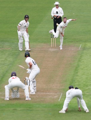 290625  Glamorgan v Gloucestershire, Rothesay County Championship Division 2 - Mason Crane of Glamorgan bowls