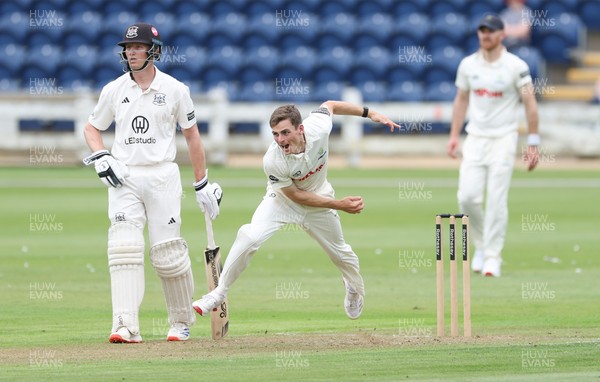 290625  Glamorgan v Gloucestershire, Rothesay County Championship Division 2 - Andy Gorvin of Glamorgan bowls