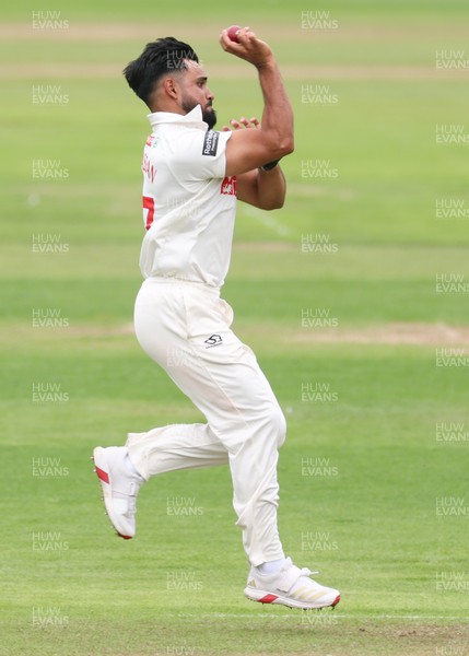 290625  Glamorgan v Gloucestershire, Rothesay County Championship Division 2 - Zain ul Hassan of Glamorgan bowls