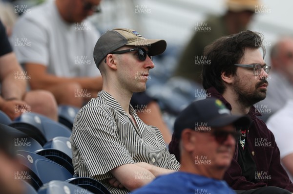 290625  Glamorgan v Gloucestershire, Rothesay County Championship Division 2 - Faces in the Glamorgan crowd
