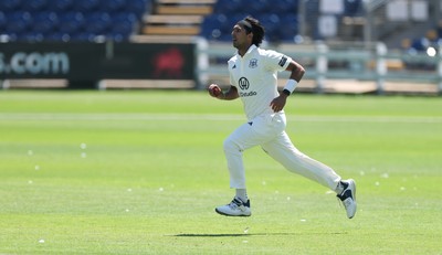 300625  Glamorgan v Gloucestershire, Rothesay County Championship Division 2 - Ajeet Singh-Dale of Gloucestershire bowls