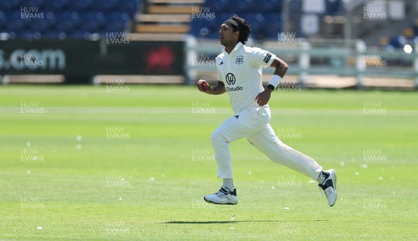 300625  Glamorgan v Gloucestershire, Rothesay County Championship Division 2 - Ajeet Singh-Dale of Gloucestershire bowls