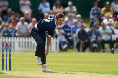050825 - Glamorgan v Hampshire - Metro Bank One Day Cup - Dom Kelly of Hampshire batting