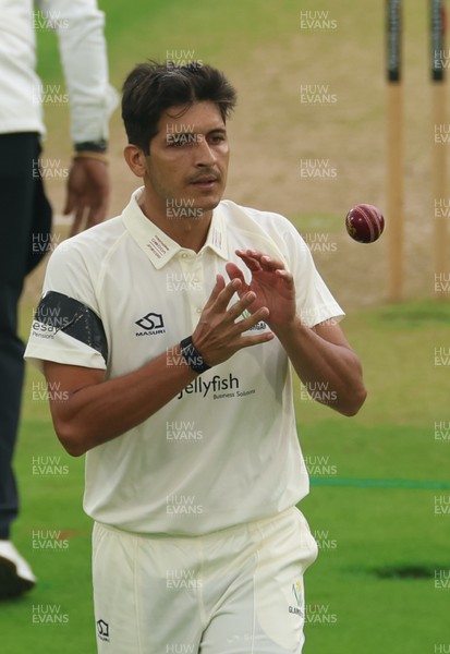 270826 - Glamorgan v Hampshire, Rothesay County Championship Division 1 - Mir Hamza of Glamorgan prepares to bowl