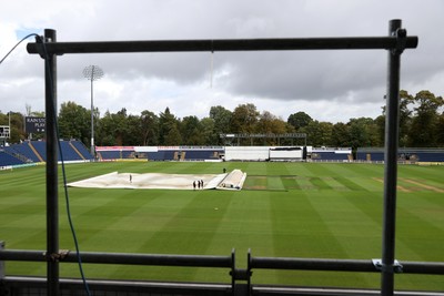 280826 - Glamorgan v Hampshire, Rothesay County Championship Division 1 - The rain covers go on as rain delays play