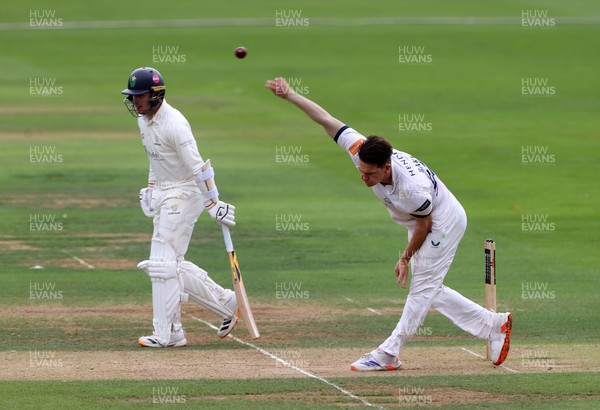 280826 - Glamorgan v Hampshire, Rothesay County Championship Division 1 - Sonny Baker of Hampshire bowling